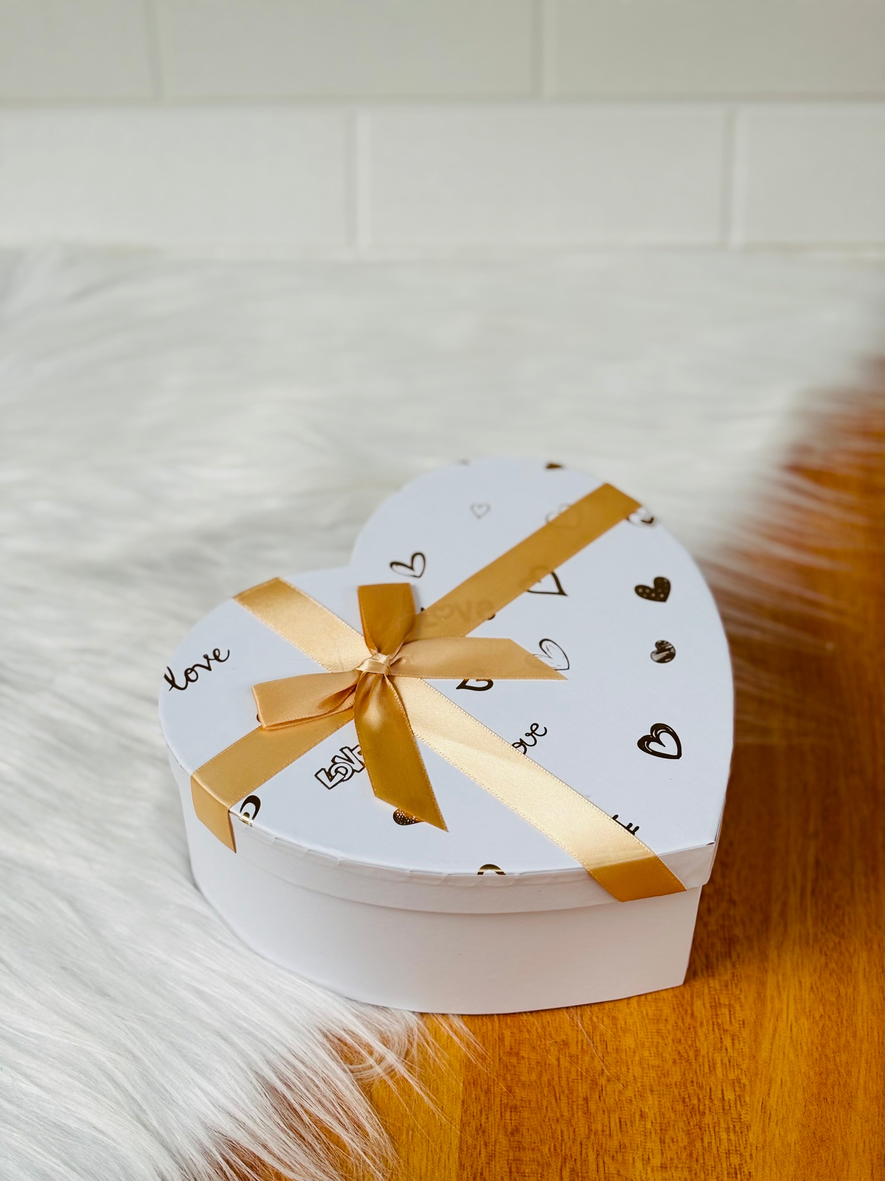 Heart Box 471 - White