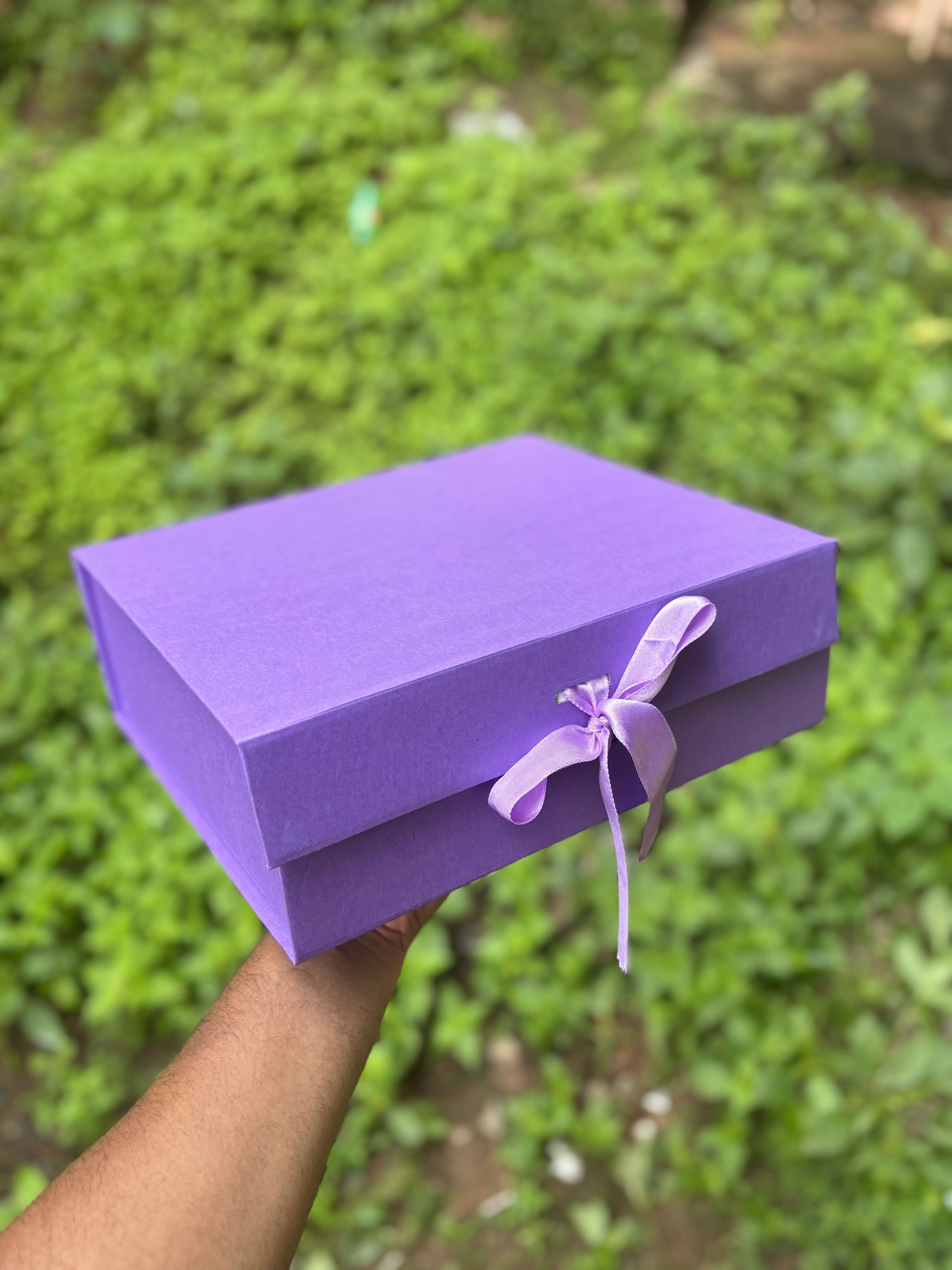 Ribbon Box (Plain) – 12x10x4 Inch ( LIMITED 0FFER STOCKS )
