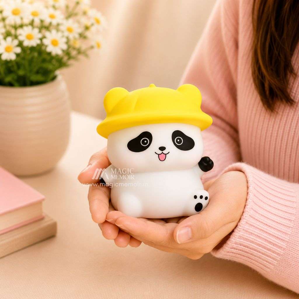 Mini Lamp – Yellow Cap Sitting Variant