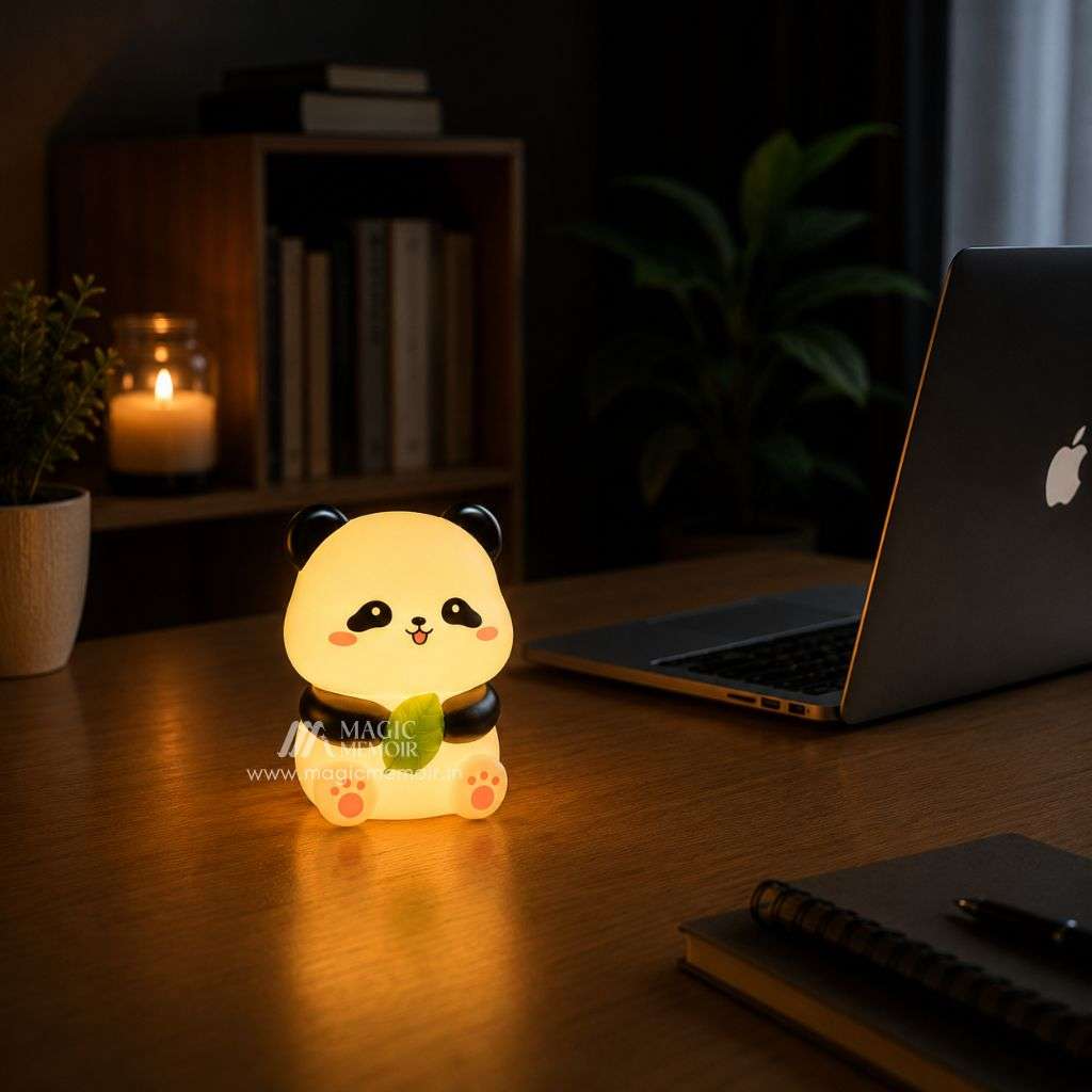 Mini Panda - Eating