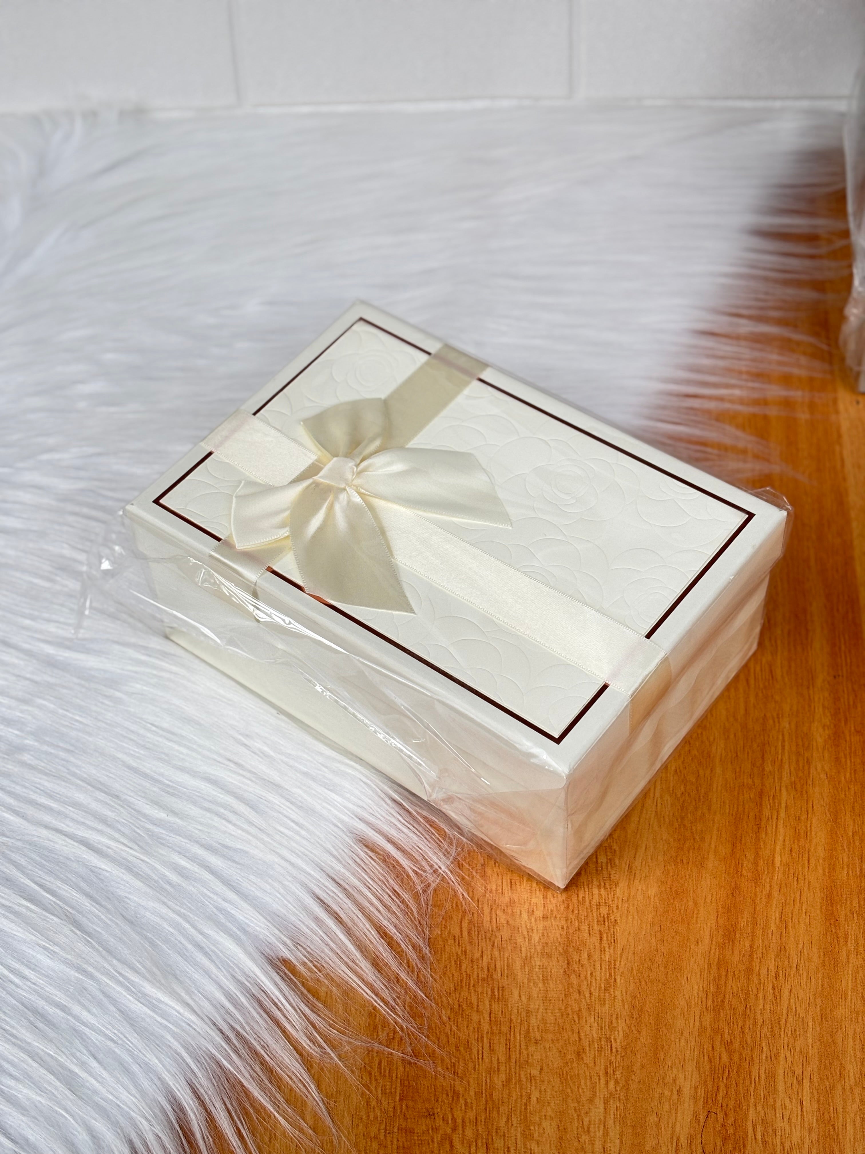 Rectangle Box 480 - Cream